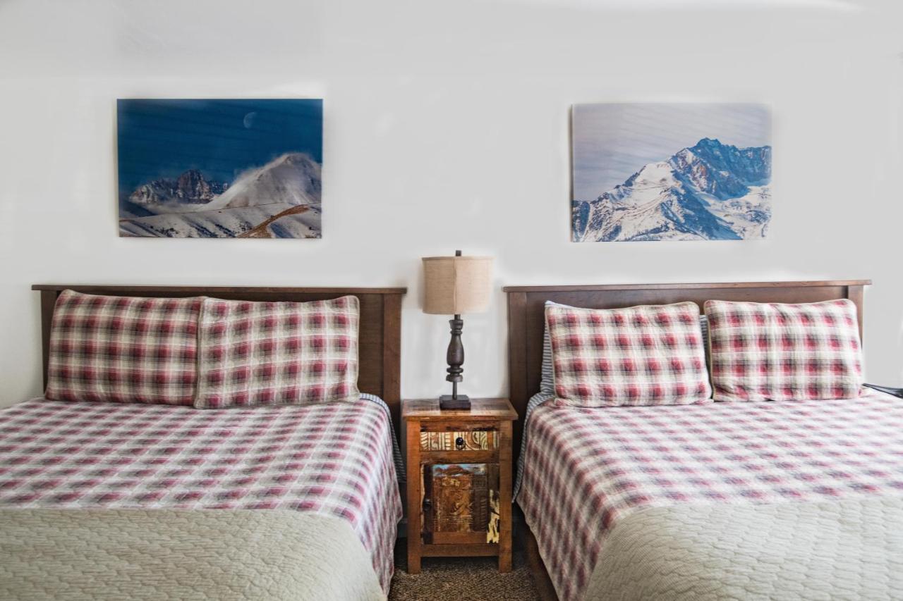 Mt Williamson Motel And Basecamp Индипендънс Екстериор снимка